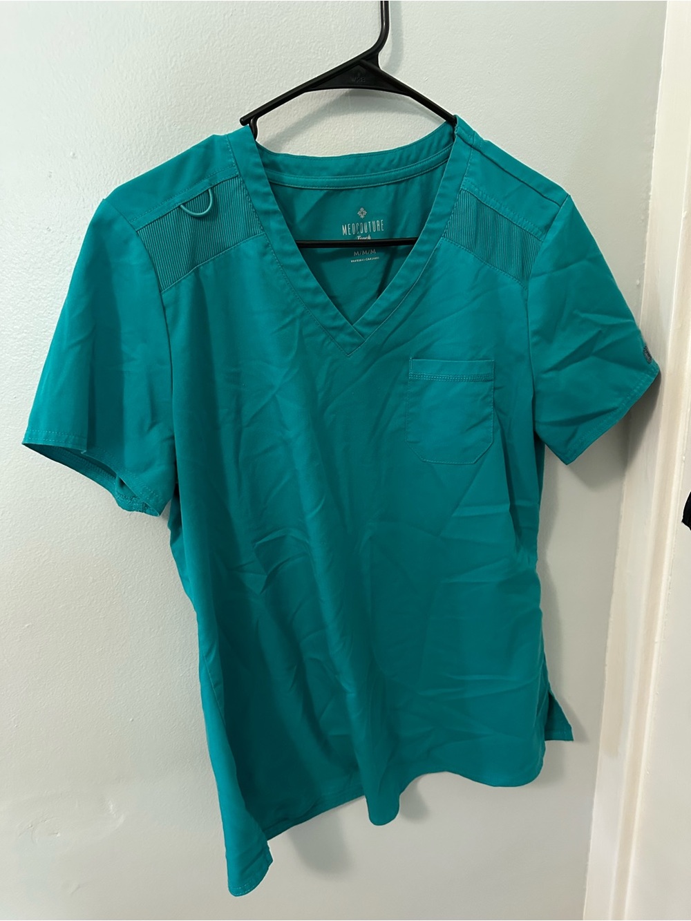 Med Couture Teal V-Neck Short Sleeve Scrub Top